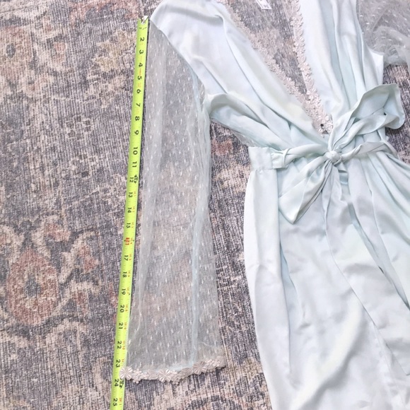 FLORA NIKROOZ Bridal Robe-Sea Glass--Sz M (NWT) - Picture 6 of 12